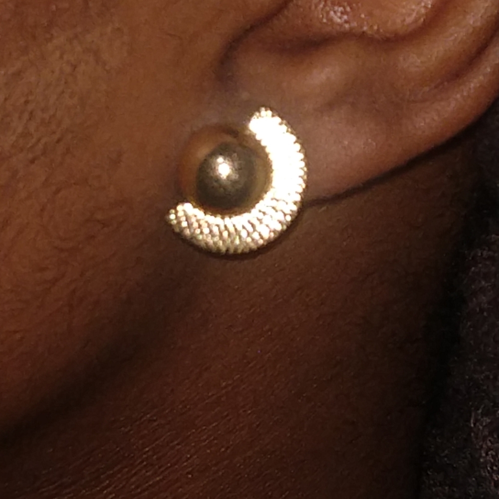 18k gold earrings